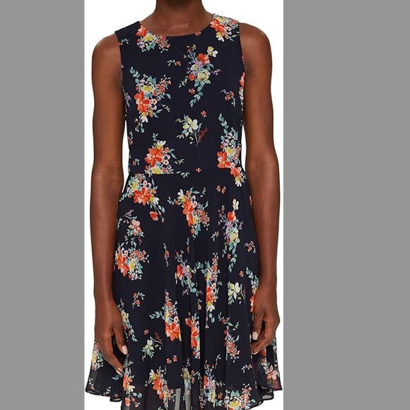 Esprit round neck sleeveless floral dress - Picture 1 of 13